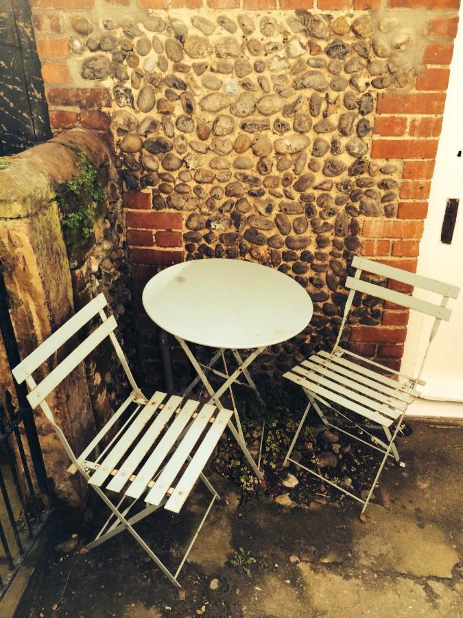 2 Bedroomed Fisherman'S Cottage Near Quay Blakeney  Extérieur photo
